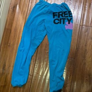 Free city sweats
